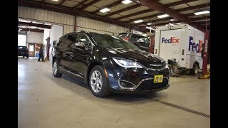 2017 Brilliant Black Chrysler Pacifica Limited CT6552A Motor Inn Auto Group
