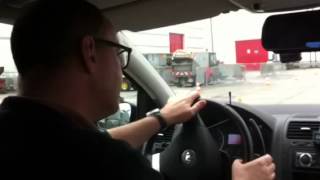 Rijden In Een Aangepaste Auto