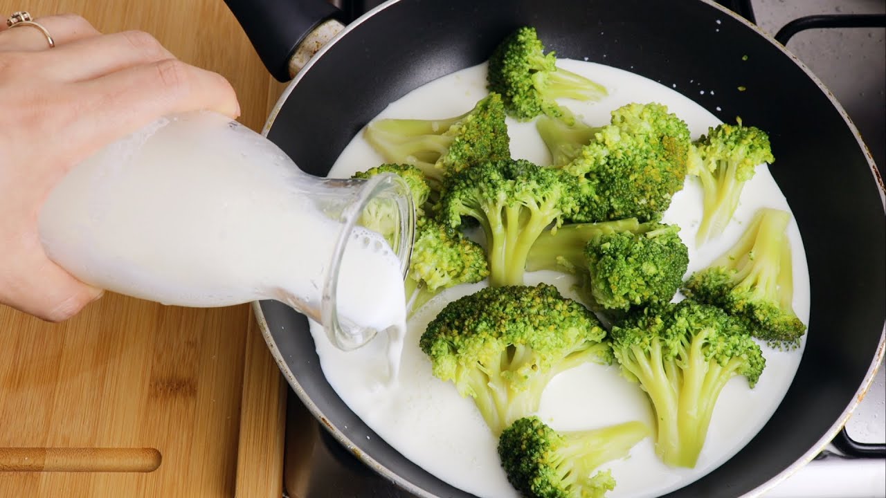 After this recipe you will never eat Broccoli any other way! ready in 10 minutes , very delicious 😋