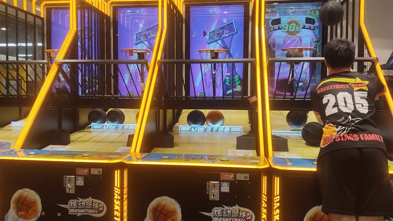 有點漏分的炫動2代投籃機7顆球與@小蔡-鄧肯 接力是否能5000分？