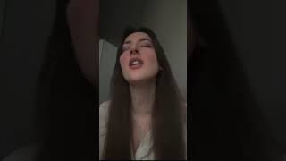 İrem Derici - Yaz Gülü mükemmel Cover ( BU KIZI ARAYACAKSINIZ) Resimi