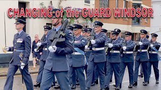 WINDSOR CASTLE GUARD Queen's Colour Squadron Royal Air Force | 8th Sep 2022. #changingoftheguard #uk