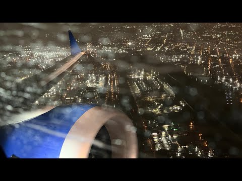 4K | United Airlines Boeing 737 MAX 8 Stormy Departure from Newark Liberty