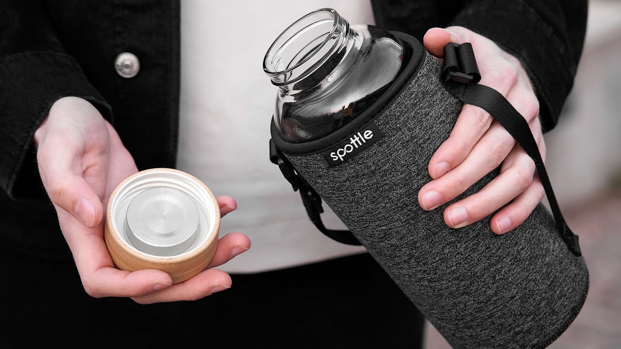 1500ml (32oz) Borosilicate Glass Water Bottle - BPA Free With Neoprene Sleeve & Stainless Steel Lid