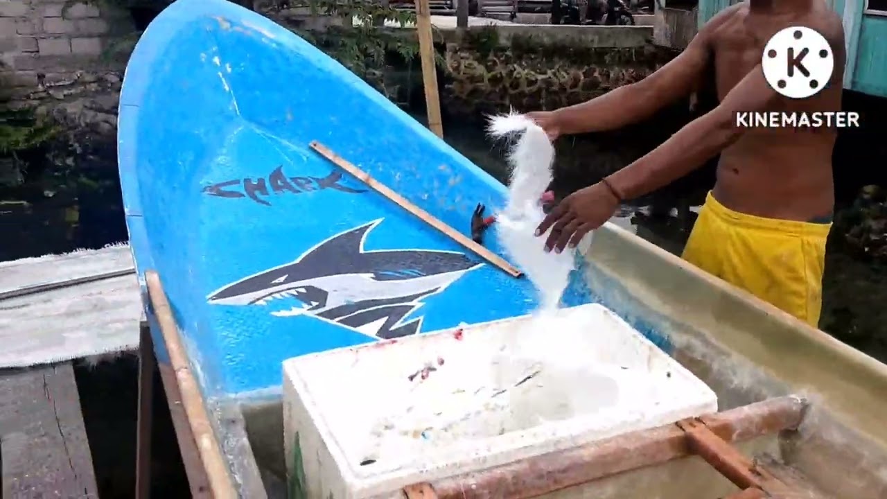 pembuatan ferrarii perahu/bodi fiber terkencang di bajo wakatobi @bajau channel