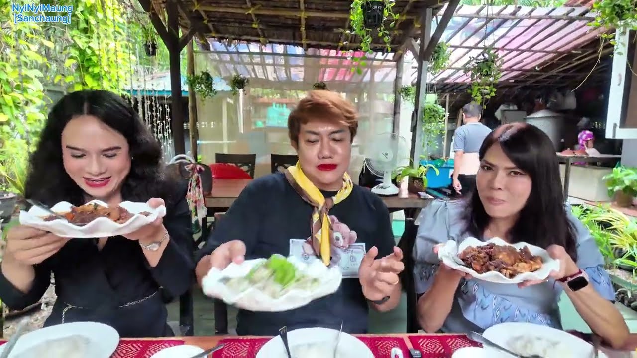 ရေဘဝဲလား ကင်းမွန်လား ဂဏ္ဏန်းလား ပင်လယ်စာ အစုံ ရခိုင်ချက် စားကျမယ်….