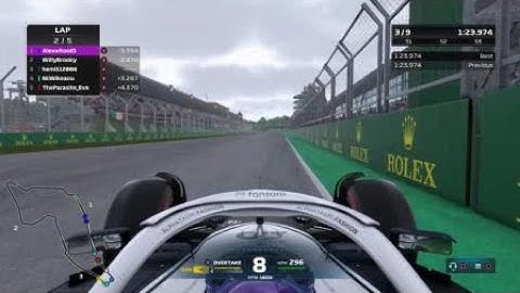 How to survive the first lap of an F1 22 Open lobby!