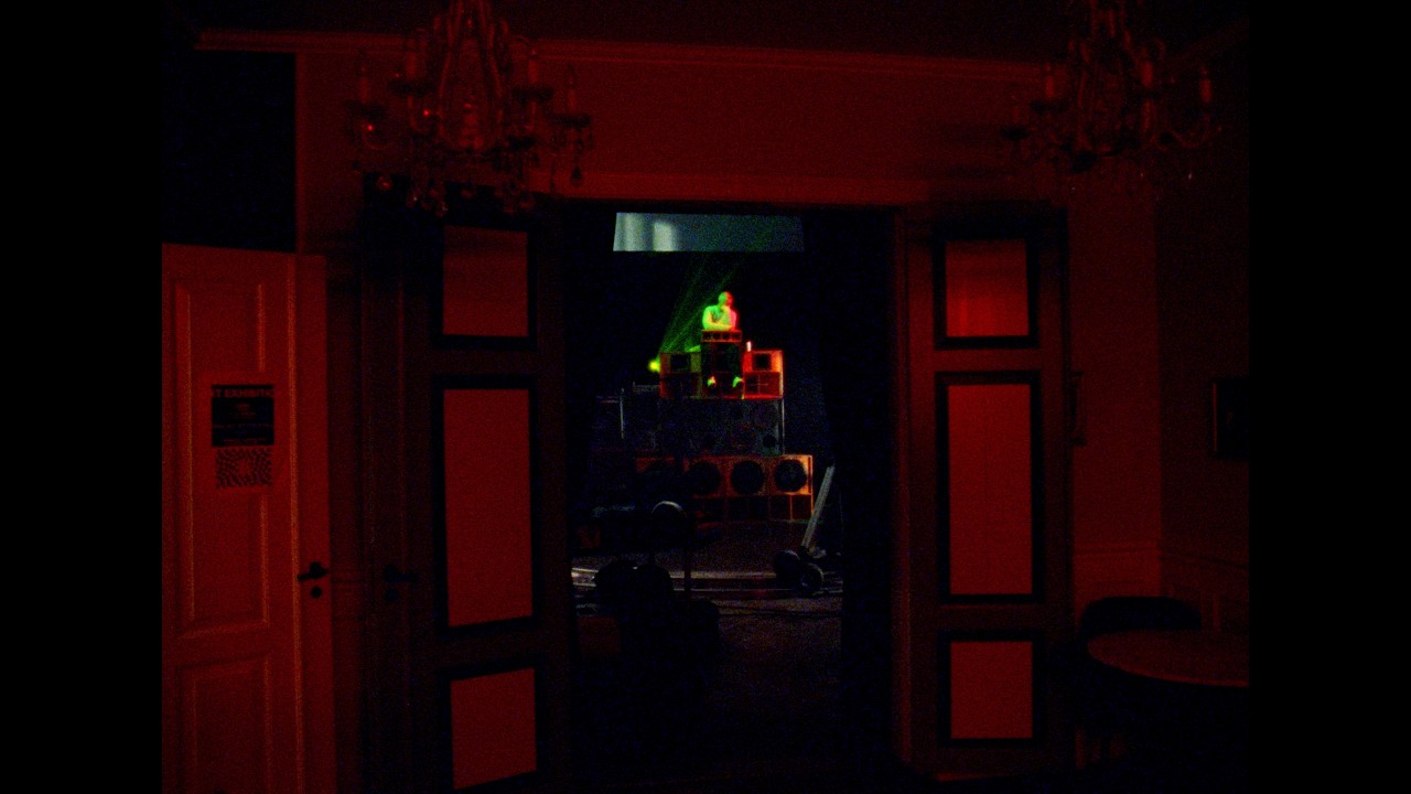 Birnir - Alveg Farinn