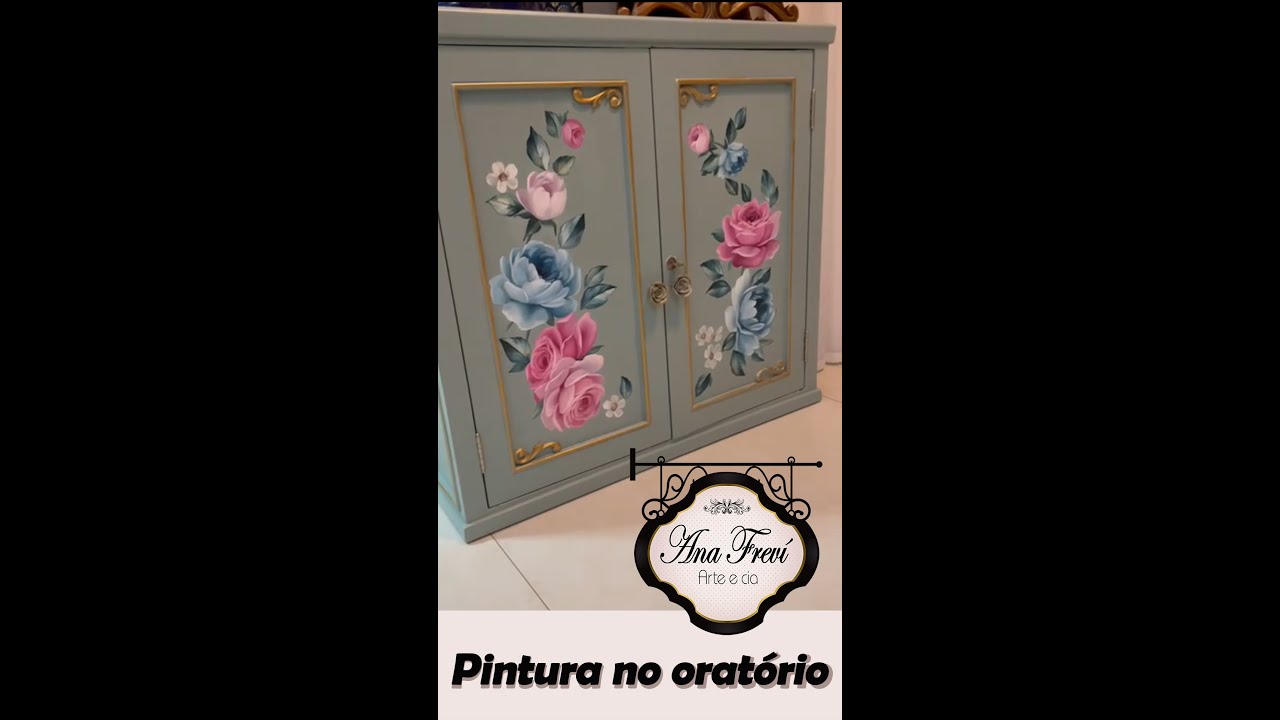 Pintando móvel de madeira. Making off de pintura vintage no oratório.