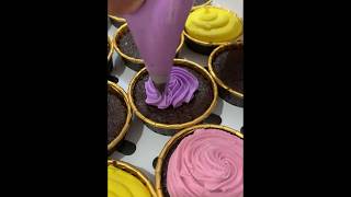 Candy land theme cupcakes tutorial #candyland #buttercreamcupcakes #icing #tutorial #shortsfeed