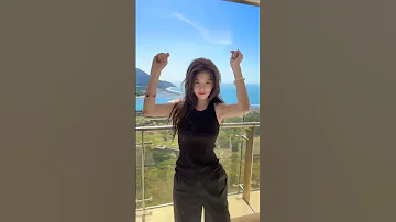 스토리방 릴스 Ai 인지 사람인지 헷깔림 Dance Music 릴스챌린지 뮤직 이쁜여자 