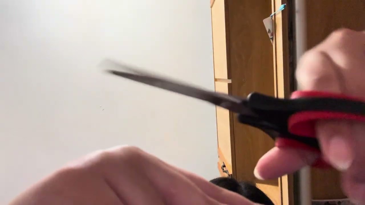 ASMR: cutting your hair in 3 minutes 