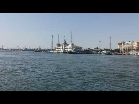 مبنى قناة السويس القديم ببورسعيد