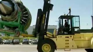 Large Forklift Hyster Carrying General Electric High-Byp Turbofan Engine