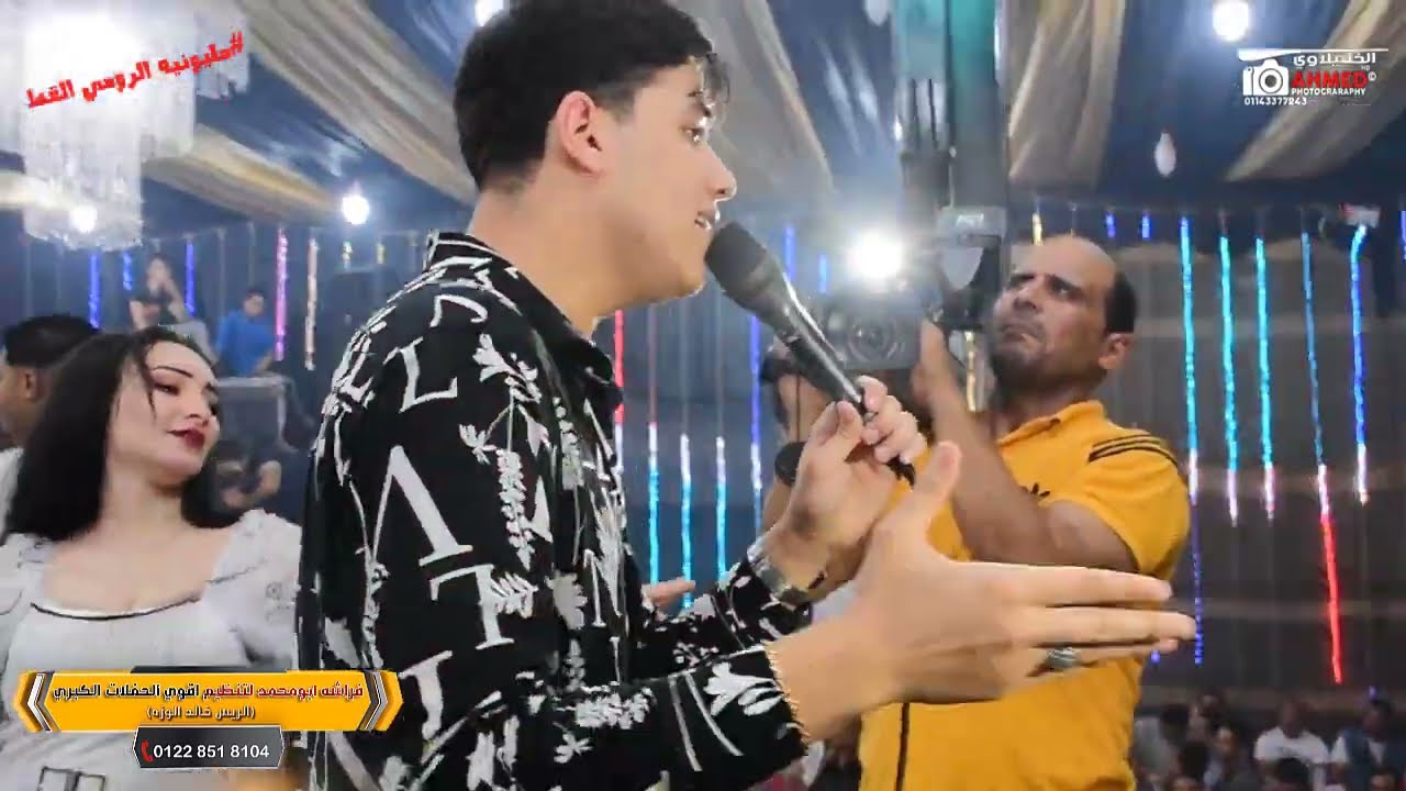 عمر كروان  بيغني انا مش مرتاح بأحساس رهيب لاول مره  ادهش عبسلام شوف بنفسك الابداع في الفديوده🎧🎹