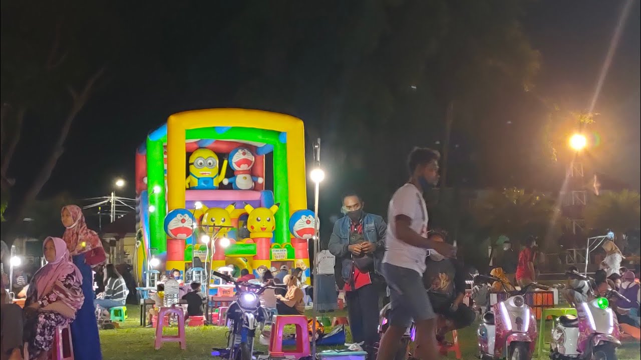 Review rumah balon di Alon Alon Blitar