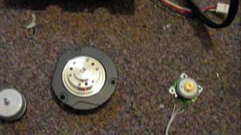 Brushless Floppy Drive Motor at Very High Speed with some Gyro Effects