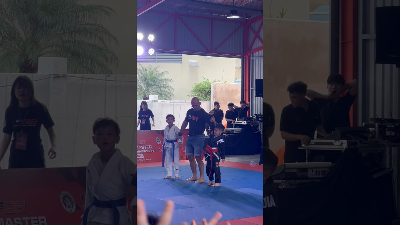khởi tố người chơi rikvip Maxi in mats - C88 kids Championship jiujitsu vietnambjj bjjinvietnam jiujitsukid