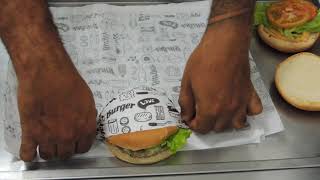Como dobrar hamburger com papel acoplado