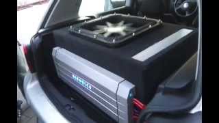 18 inch kicker solo x