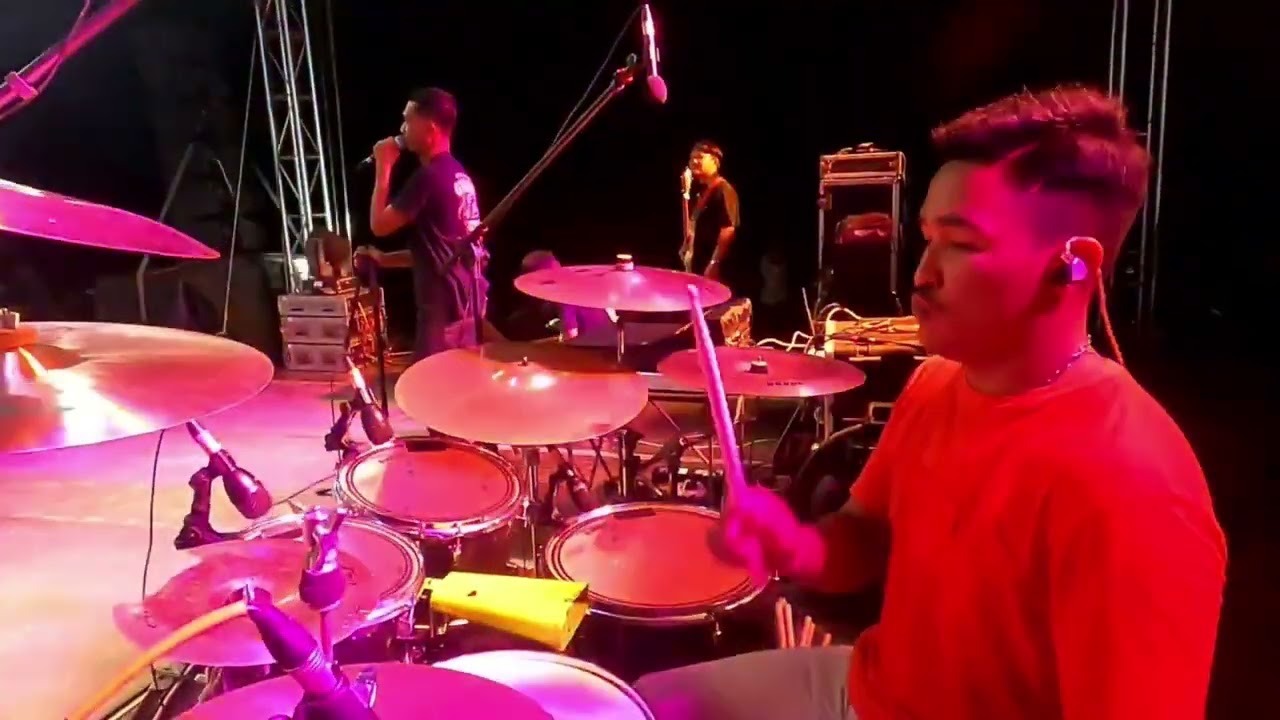 วงกันเองนครศรีฯ  ติดต่อการแสดง..0808853346