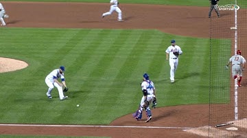 PHI@NYM: Blanco crosses the plate on Parnell