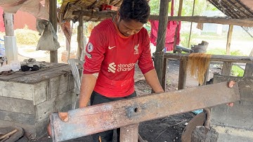Axe Making - Forging A Great AXE From A Big Rusty Leaf Spring