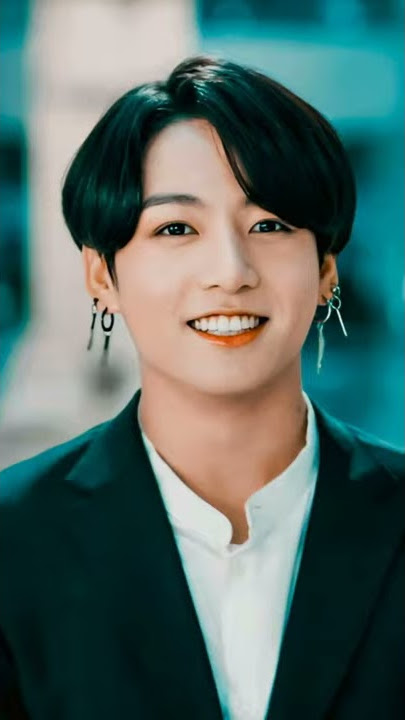 Story WA spesial jungkook🥰 lagu love story