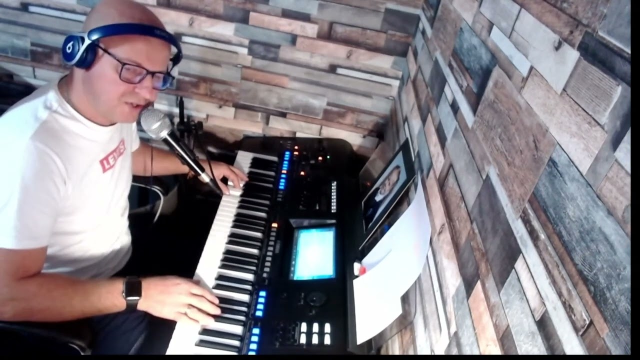 Idzie Mlody Chłopak wersja disco weselnie