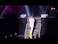 Justin Bieber singing One less lonely girl live - Mexico 2012