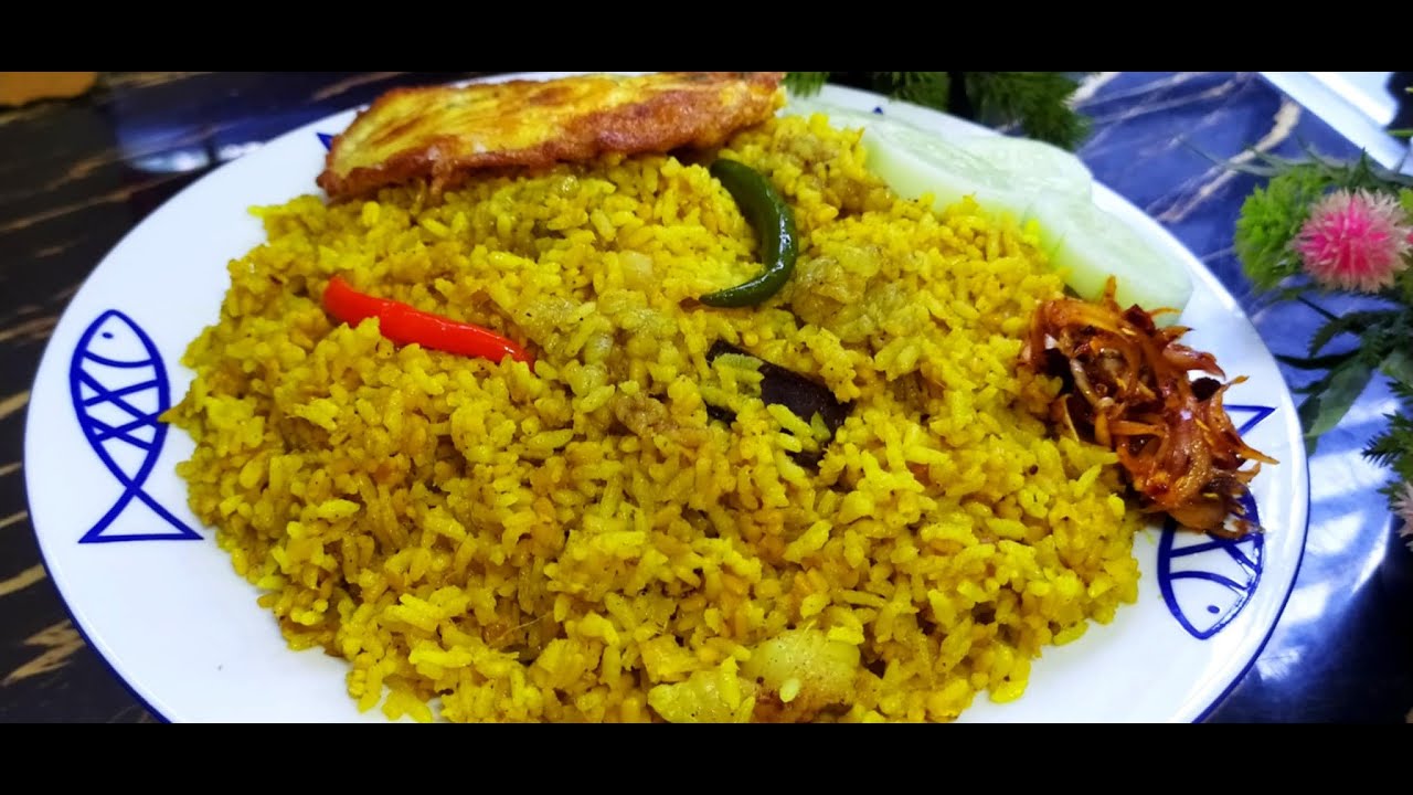 গরুর চর্বি দিয়ে ভুনা খিচুড়ির রেসিপি । সাথে থাকবে খিচুড়িটা মজা করে খাওয়ার জন্য যাবতীয় আইটেম । khicuri