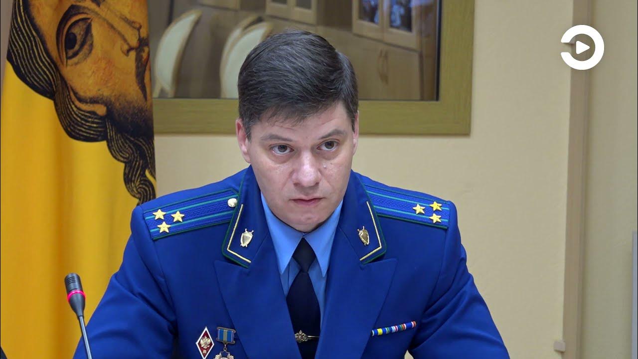 прокурор уватского района шмыков. прокуроры 5. прокуроры 5. луконкин прокурор саратов. прокурор города череповца.