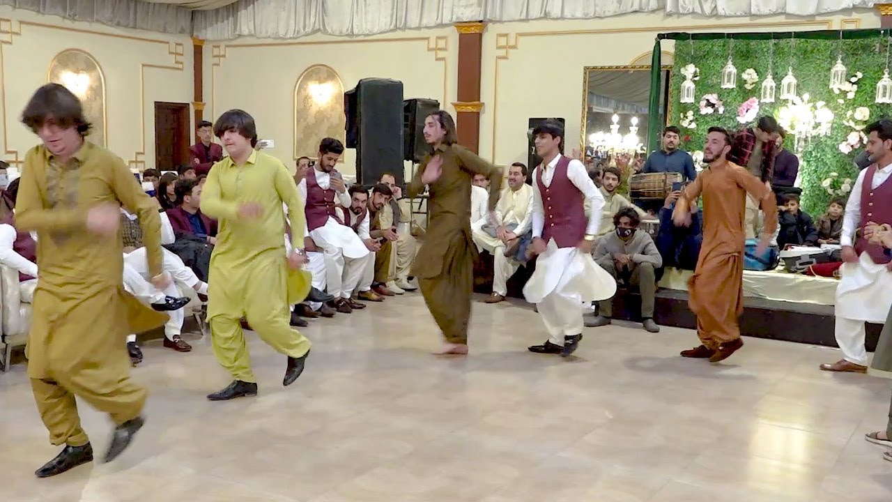 Noor mohammad katawazai mast attan songs | Koche Bazaar | peshawar Zawana mast attan songs