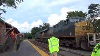 #4122 CSX D765-06 Empty Double Stack trash train with a awesome crew