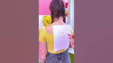 🎨CAN You FEEL and DRAW It TOO? BACK ART GAME! #shorts #kids