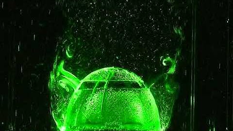 flow visualization around parachute model