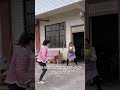 Con gái làm mẹ mất ăn bát mì