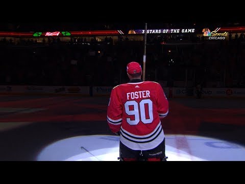 Emergency goalie steals the show in Chicago