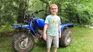 Honda 250es Big Red 3 wheeler going through huge Ferns Boulders and Mud Emergency fuel leak