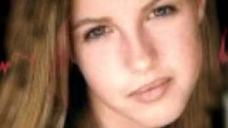 Celebrity Ashlie Brillault (Kate Sanders from Lizzie McGuire) Wealth