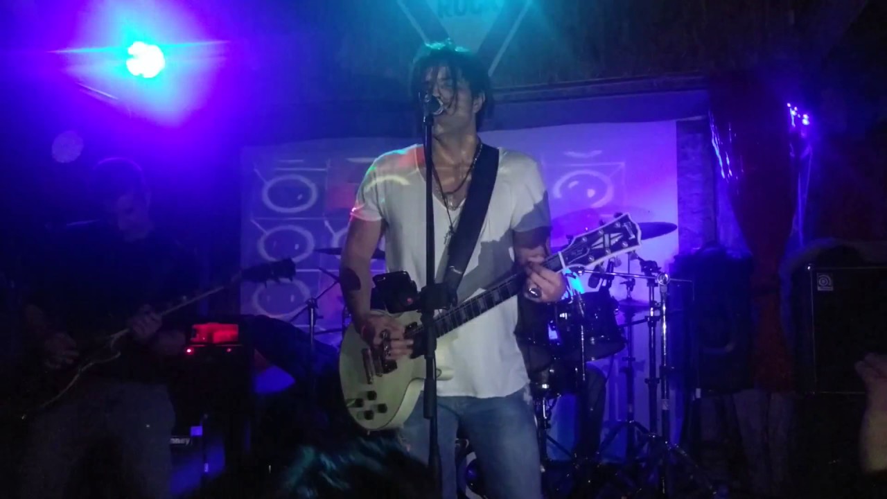 HUELGA DE HAMBRE - ALIVE - YIELD BAR 29/10/2016