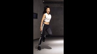 ITZY - Lia Focus - "달라달라(DALLA DALLA)" Dance Practice