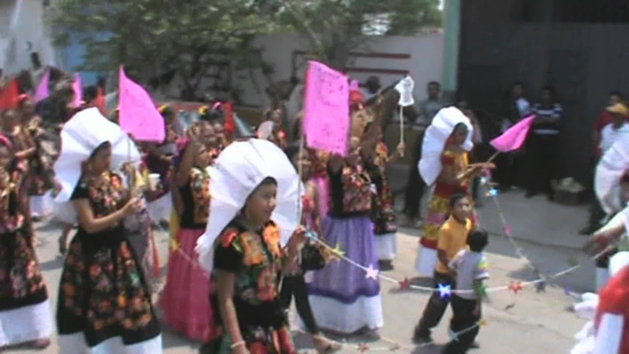 FIESTAS DE MAYO EN TEHUANTEPEC, día de la capitana. - YouTube