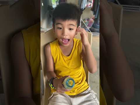 Cậu bé nhà