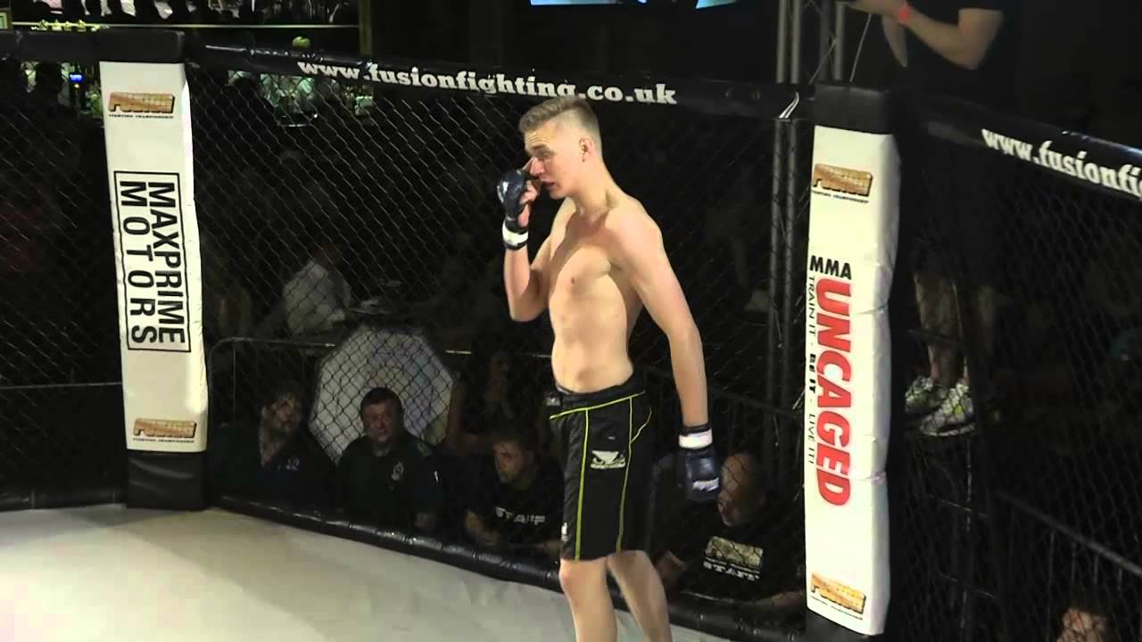 ARTHUR JACOB VS CRAIG LITTLEWOOD FFC16 - YouTube