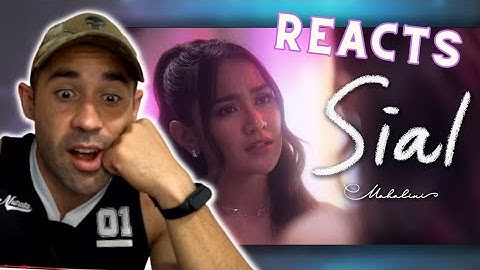 First time seeing MAHALINI - SIAL (OFFICIAL MUSIC VIDEO)