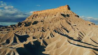 Utah's Factory Butte | Macos Sonoma Live Wallpaper