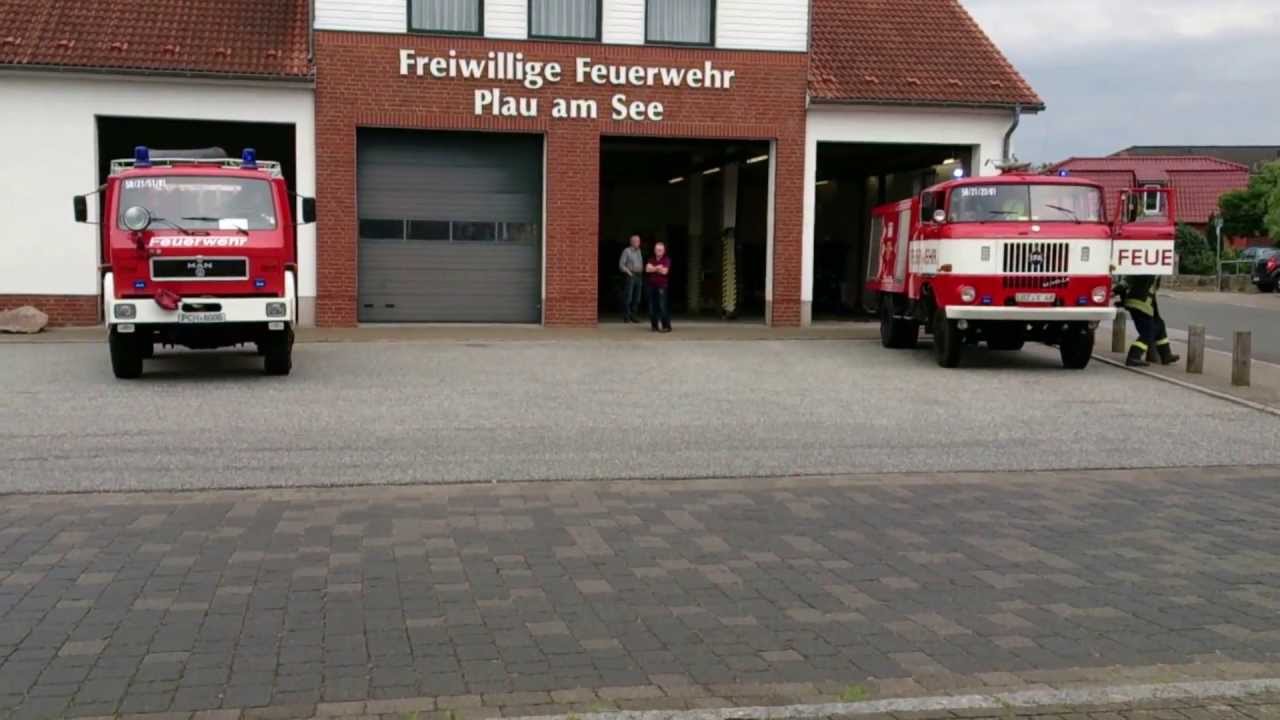 Freiwillige Feuerwehr Plau am See beim Ausrücken