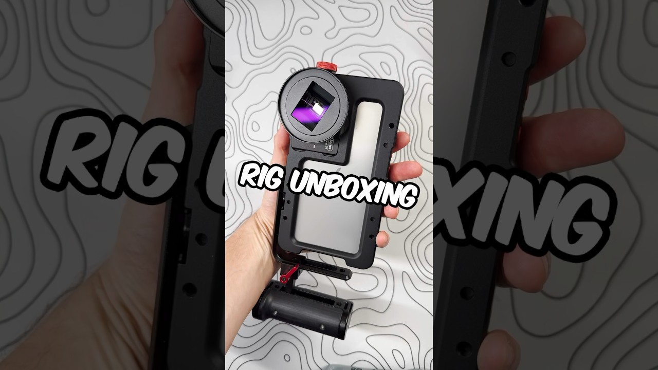 Unboxing iPhone 15 Pro Max cage 