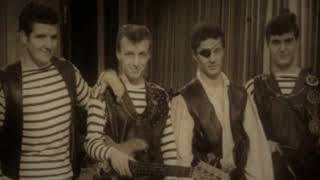 Shakin' All Over  Johnny Kidd & The Pirates  (With Lyrics)